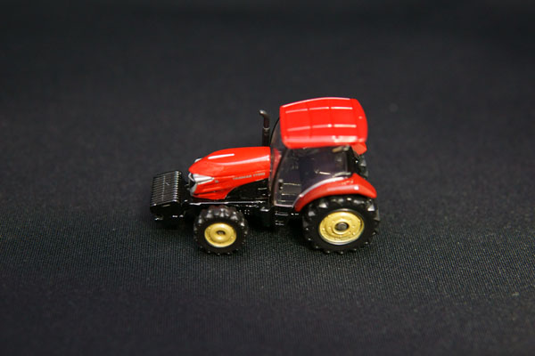 トミカ No.83 ヤンマー トラクター
