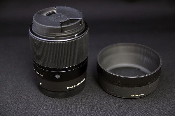 30mm F1.4 DC DN を購入