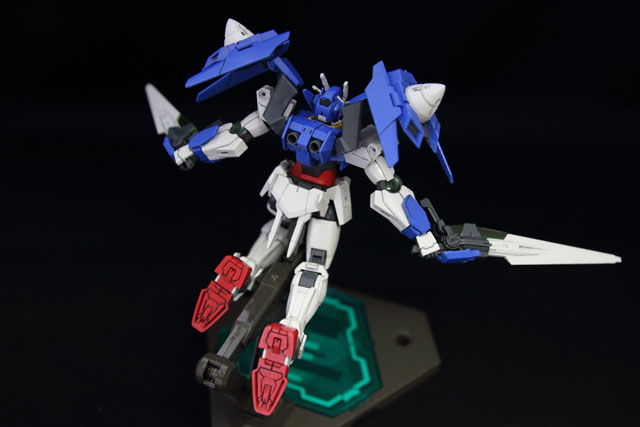 HGBD ガンダムダブルオーダイバー ／ 背面