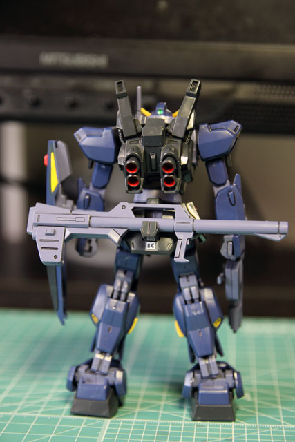 プラモ初心者が HGUC ガンダムMK-II を作ってみる