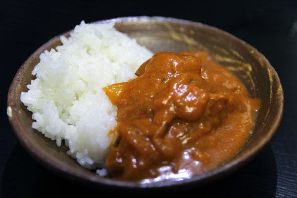 チキンとタイカレーのバターチキン