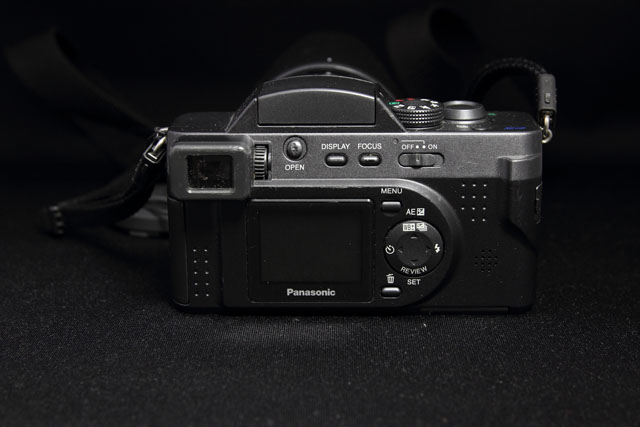 【中古コンデジ】 Panasonic FZ2 光学12倍 【DMC-FZ2K】