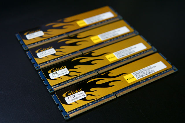 【メモリ】CFD elixir W3U1600HQ-4G【DDR3 PC3-12800 4GB】×4枚（16GB）